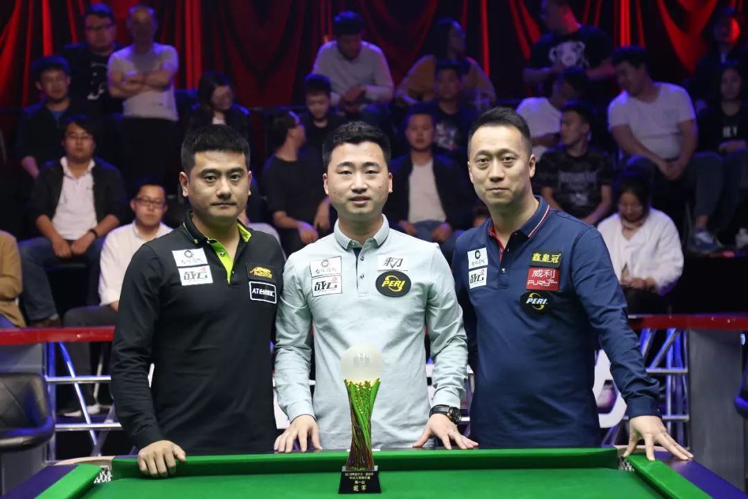 举重队都能 举重队都能